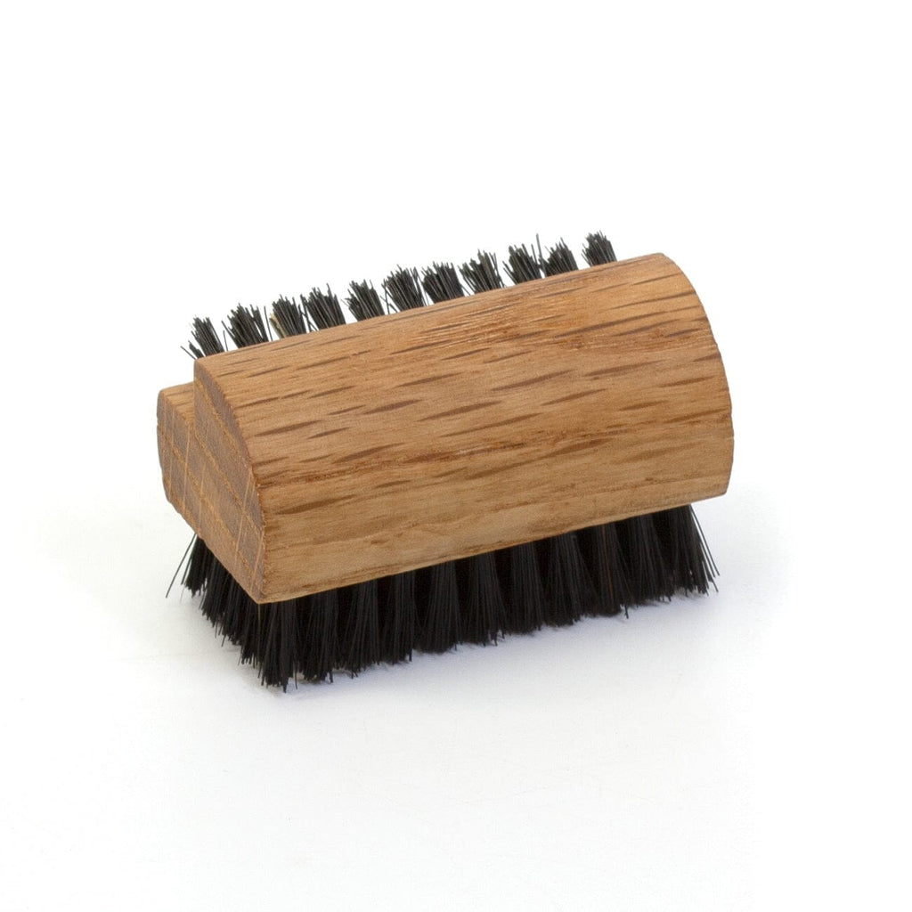 Fendrihan Oak Wood Nail Brush with Pure or Tampico Bristles - Made in Germany Nail Brush Fendrihan 